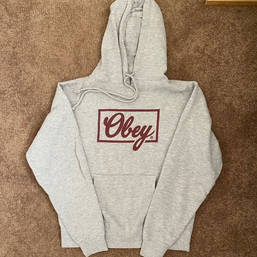 OBEY sweatshirt
